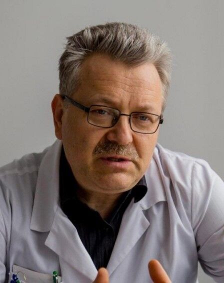 Doctor ophthalmologist Tomasz Kozioł